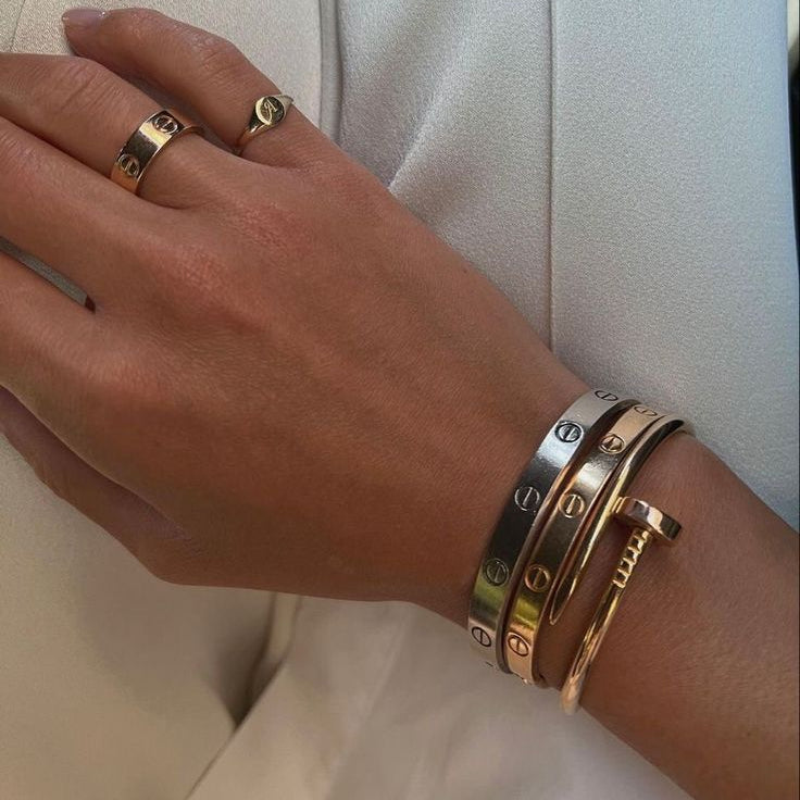 טבעת ציפורן מבריקה מזהב