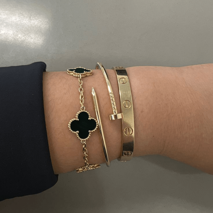 צמיד קישורים שחור